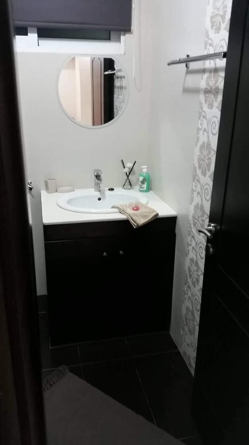 קפלוס Kate'S & Kallia'S House מראה חיצוני תמונה